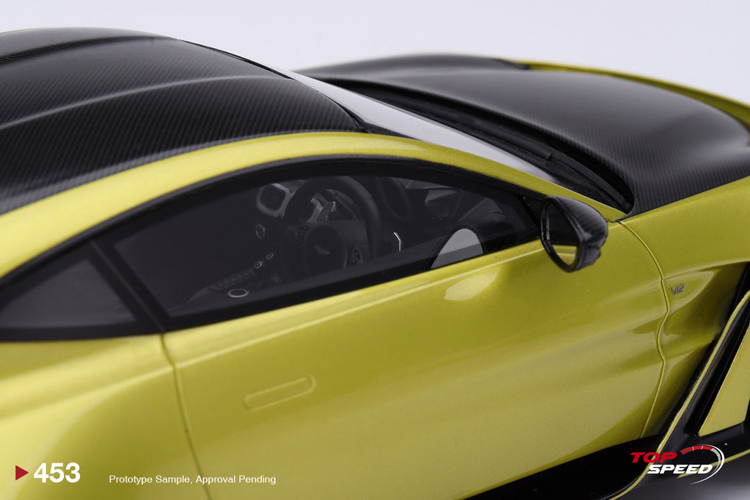 [Preorder] TOPSPEED 1:18 Aston Martin V12 Vantage Cosmopolitan Yellow