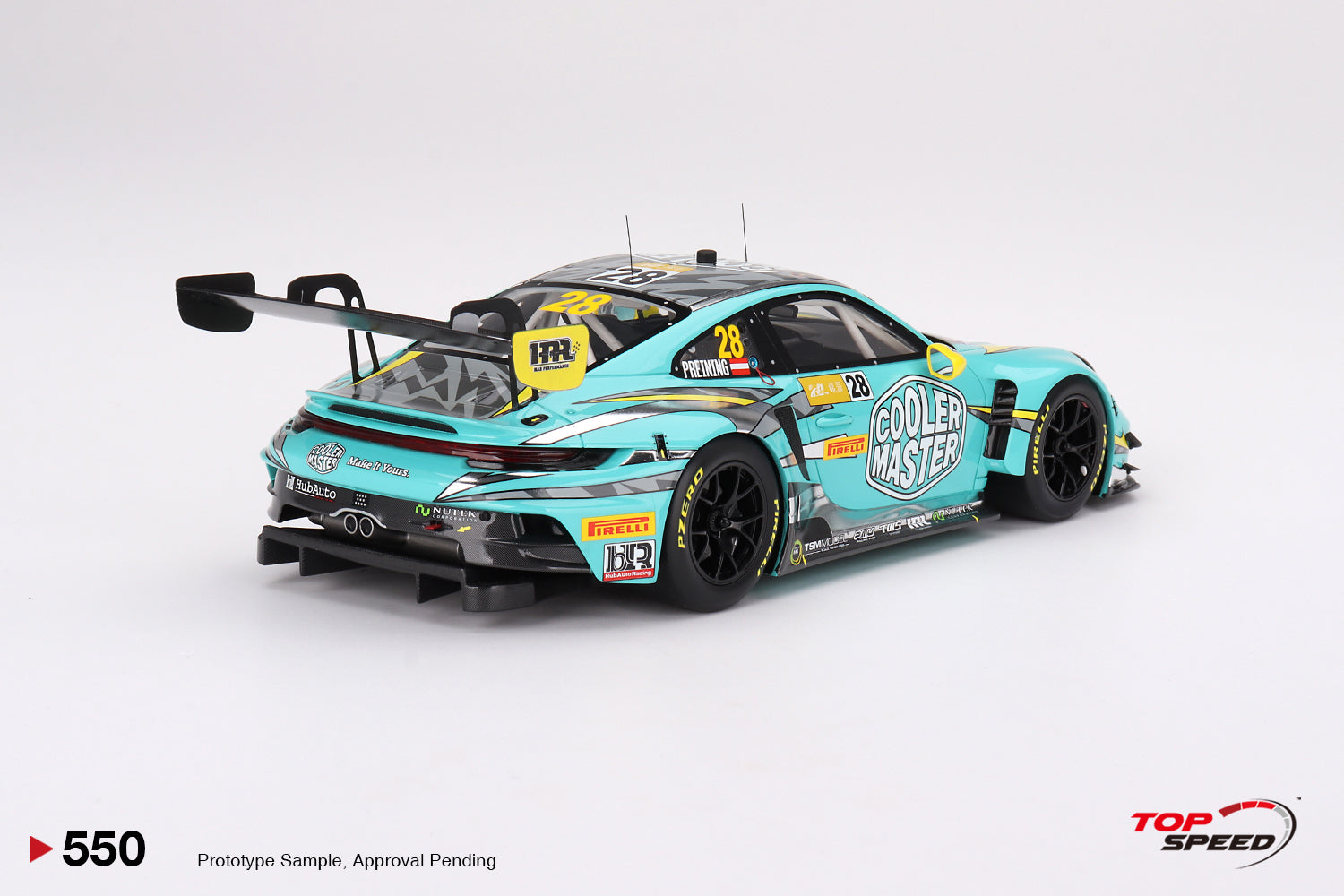 Porsche 911 GT3 R #27 Kevin Estre HubAuto Racing FIA GT