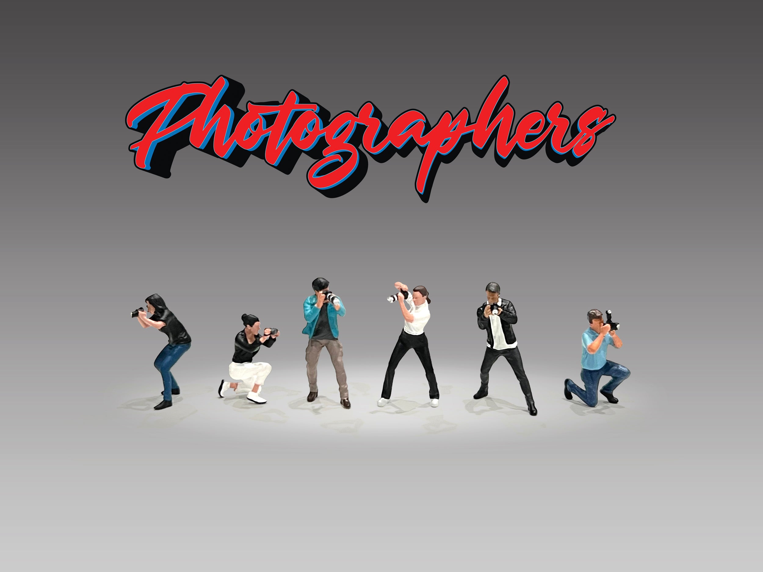 American Diorama 1:64 Diecast Figure - Photographers AD-2414