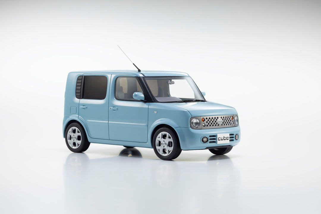 [Preorder] Kyosho 1:18 Nissan CUBE (Air Blue)