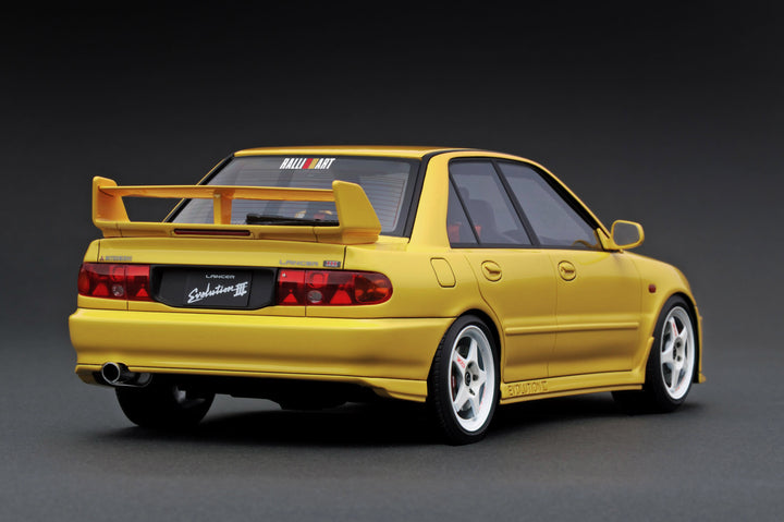 [Preorder] Ignition Model 1:18 Mitsubishi Lancer Evolution III GSR (CE9A) Yellow