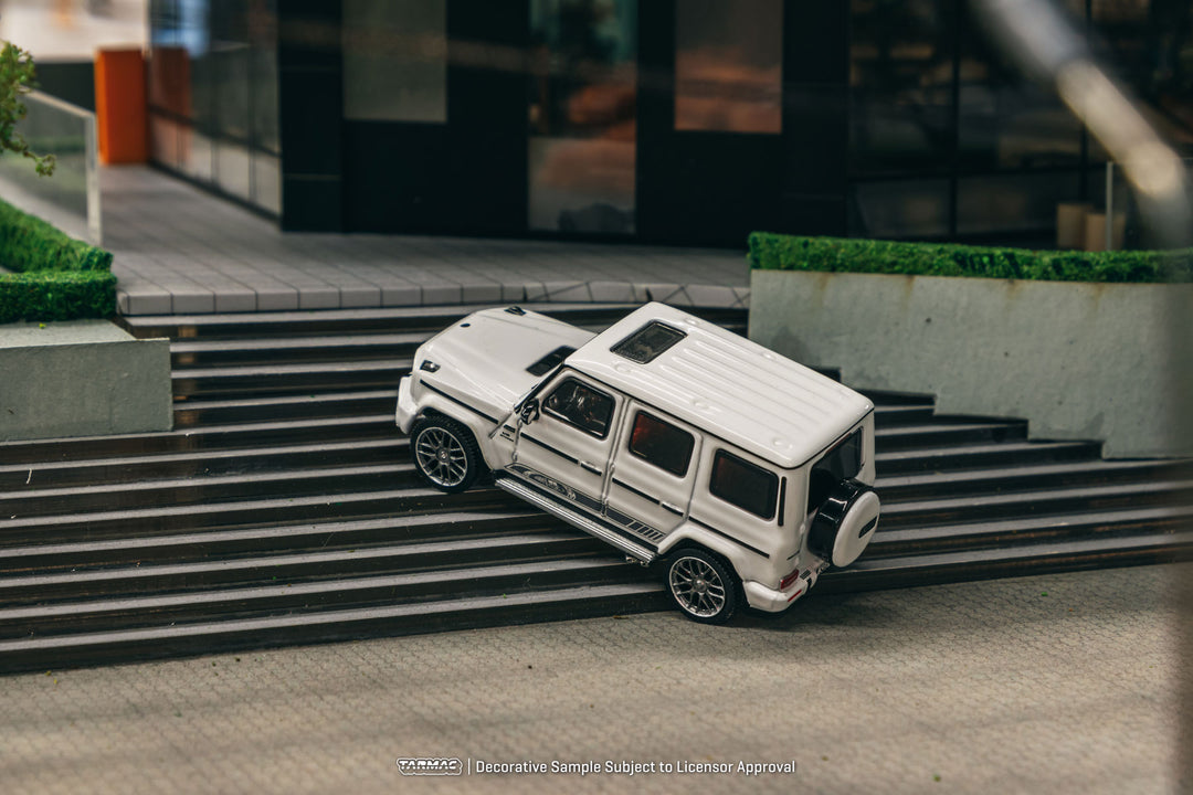 [Preorder] Tarmac Works 1:64 Mercedes-AMG G 63 Edition 55 T64R-040-WH