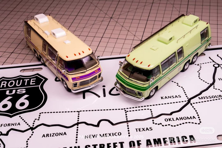 MK Miniatures 1:64 1978 GMC Motorhome (2 Colours)