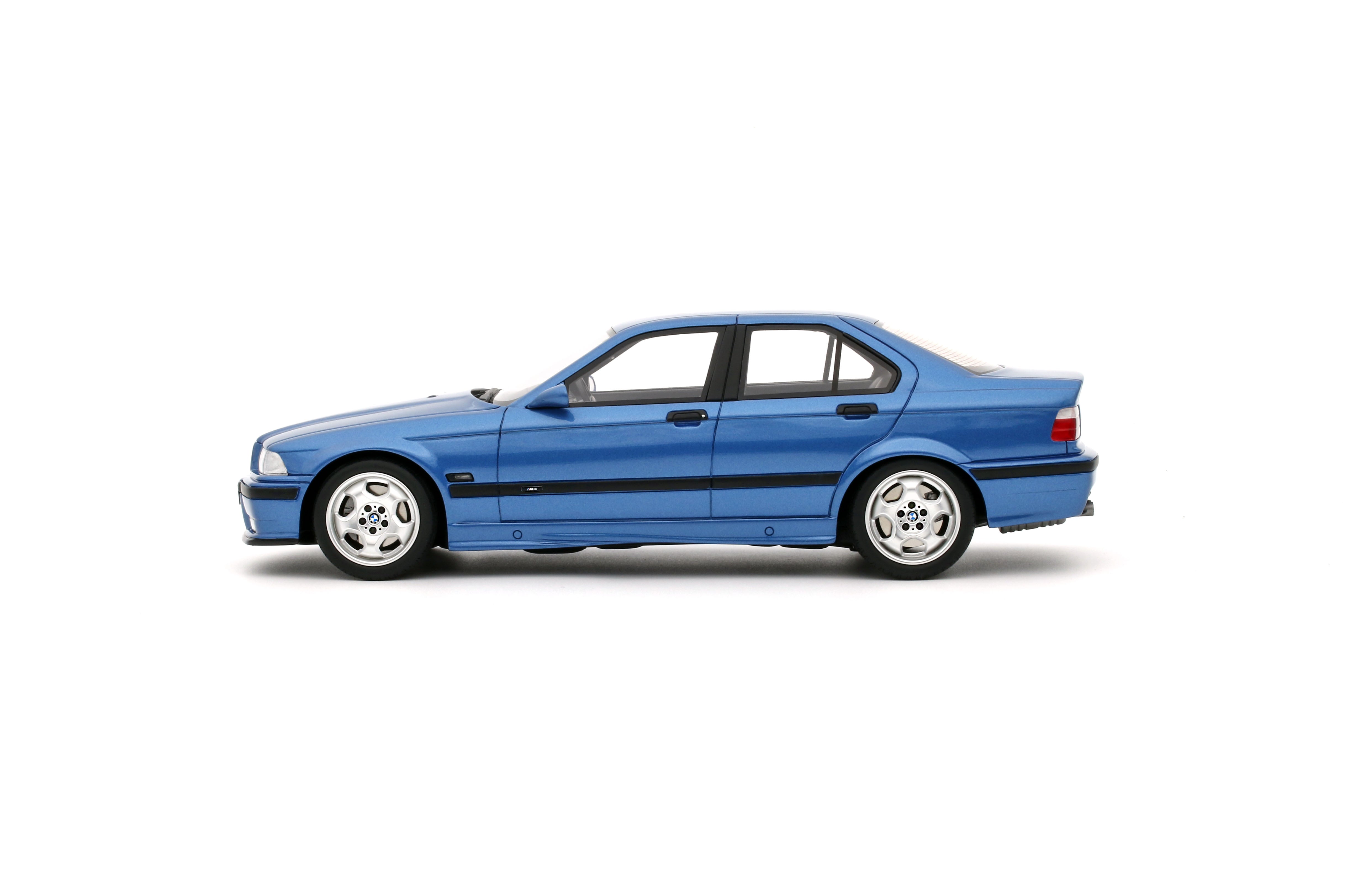 ミニカー Otto BMW M3 1/18 OT625 Bleu Estoril 1995 1/18 OTTO 1995 BMW M3 E36 (Blue) Car Model - LIVECARMODEL.com