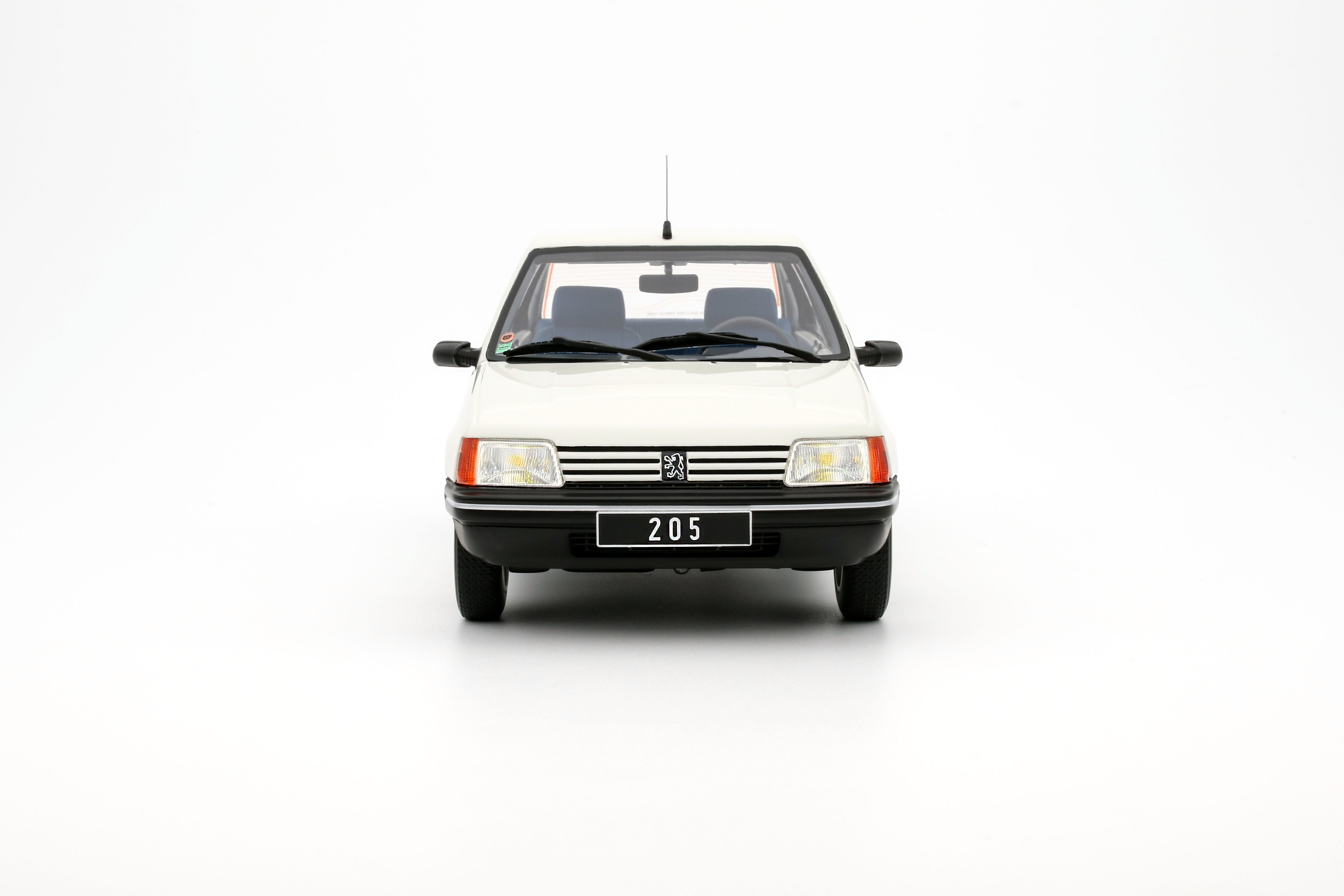 Preorder] OttO 1:18 PEUGEOT 205 JUNIOR WHITE 1988 OT463 – Horizon