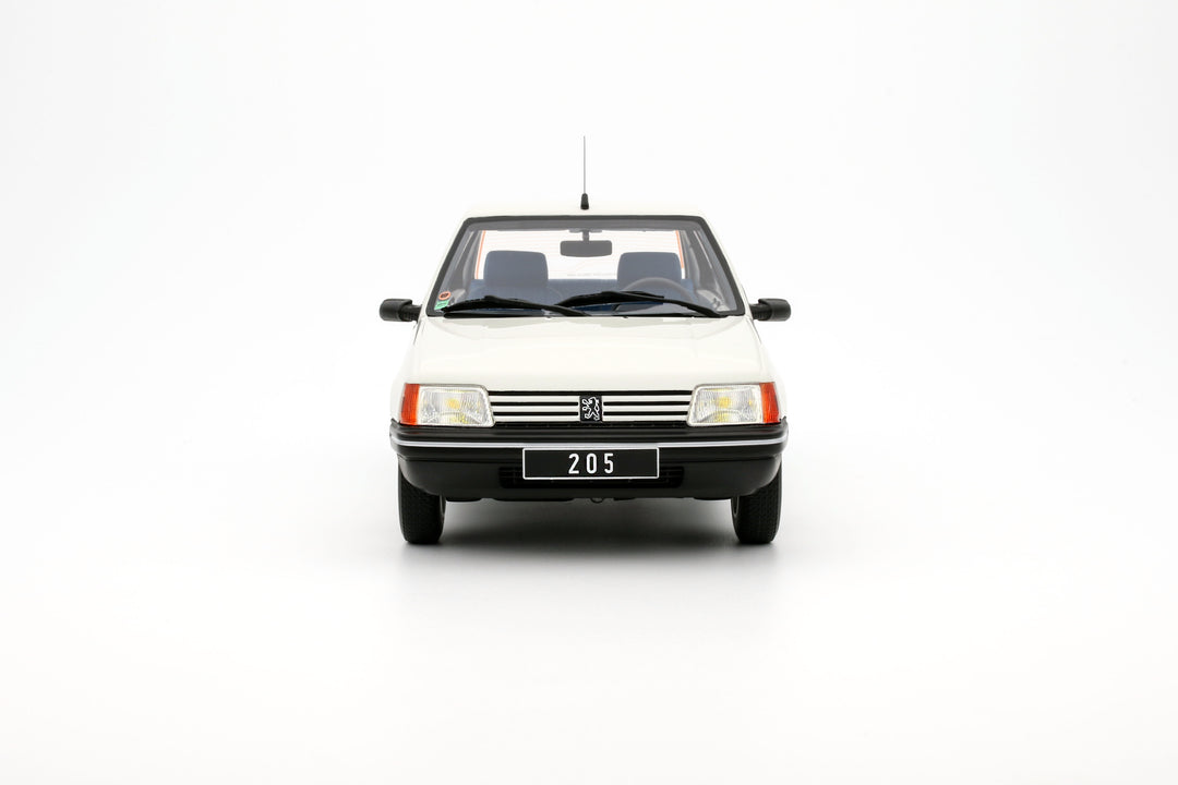 [Preorder] OttO 1:18 PEUGEOT 205 JUNIOR WHITE 1988 OT463