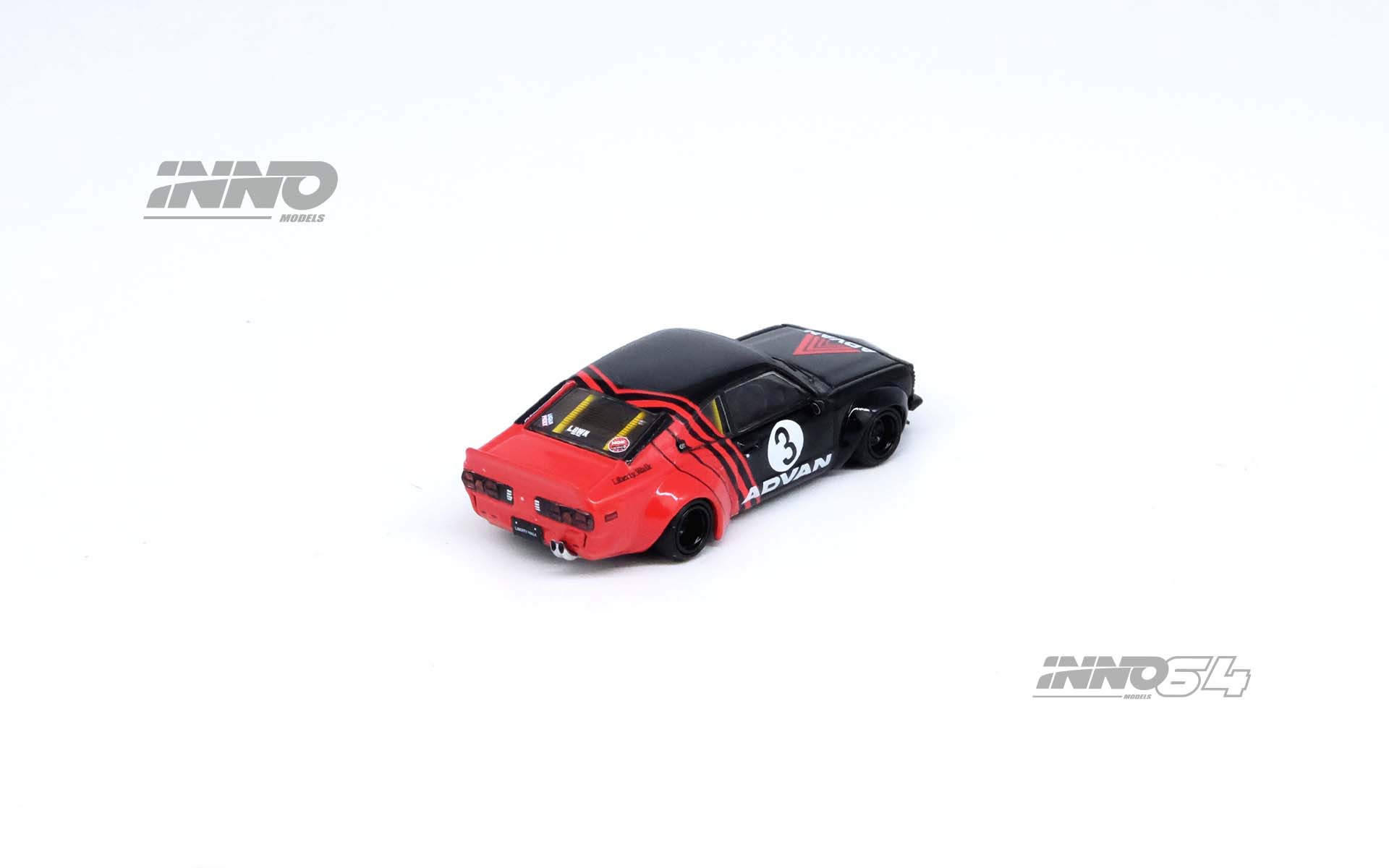 Inno64 1:64 LBWK MAZDA RX3 SAVANNA 