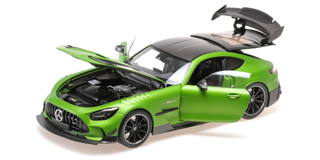 [Preorder] MINICHAMPS 1:18 MERCEDES-AMG GT BLACK SERIES 2021 Matte Green Metallic