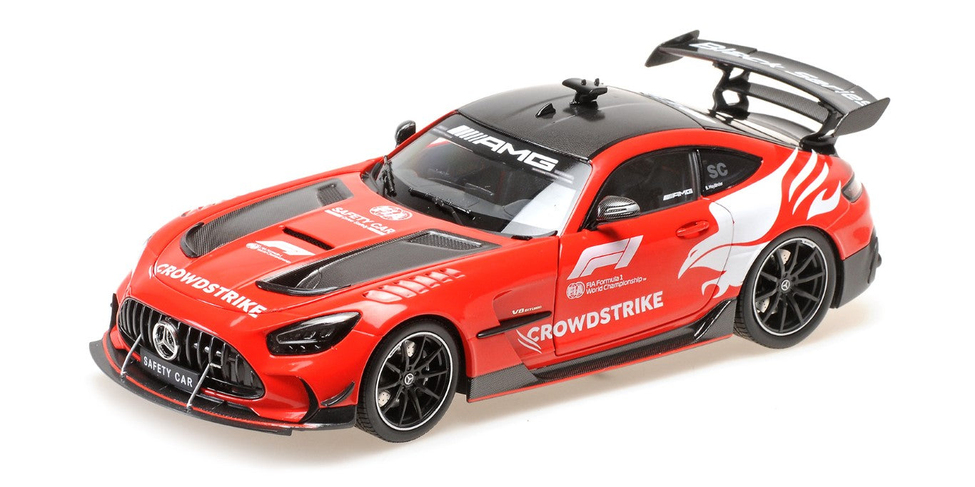 MINICHAMPS 1:18 MERCEDES-AMG GT BLACK SERIES Safety Car 2024