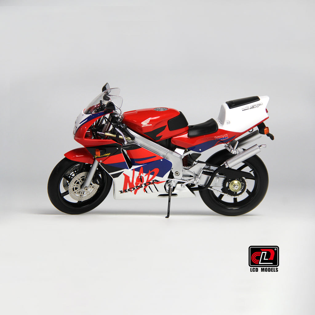 LCDMODELS　1/12　HONDA　NSR250R　SP 1718678955791_9572124069640593
