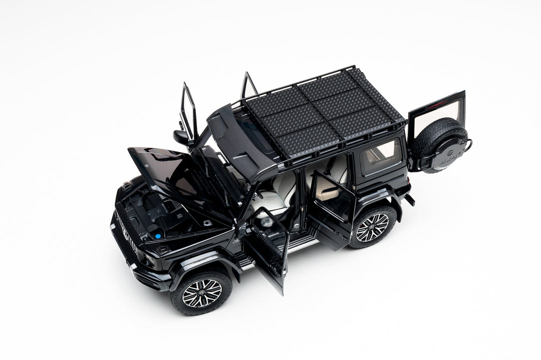 Official Mercedes 1:18 Mercedes-AMG G63 4x4 Pearl Black 100665