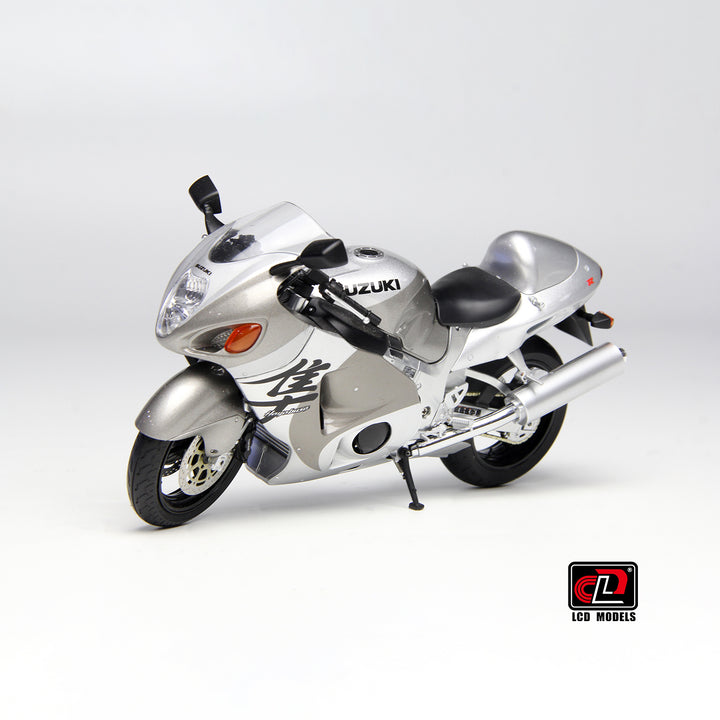 [Preorder] LCD 1:12 Suzuki GSX-1300R Hayabusa LCD-M04-SI