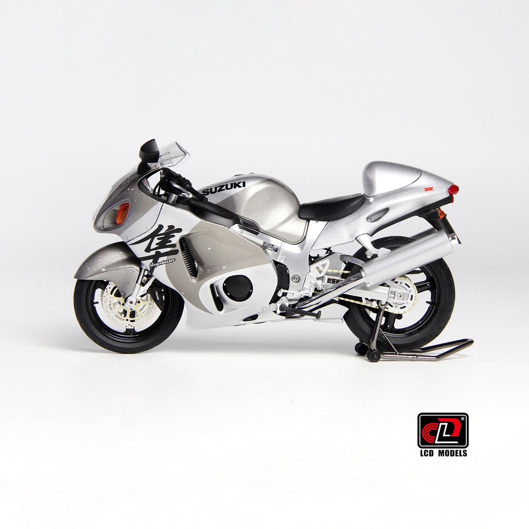 [Preorder] LCD 1:12 Suzuki GSX-1300R Hayabusa LCD-M04-SI