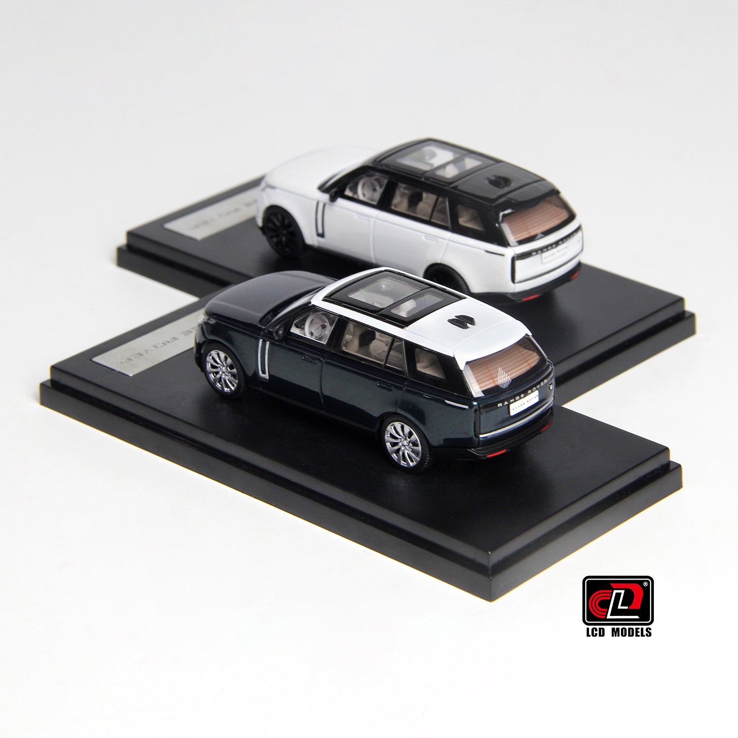 LCD 1:64 Land Rover Range Rover - Green LCD64031-GW