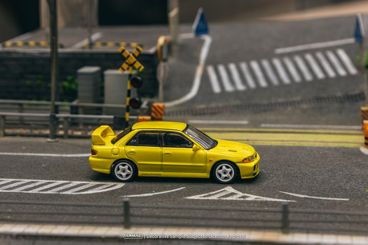 [Preorder] Tarmac Works 1:64 Mitsubishi Lancer GSR Evolution III - Yellow