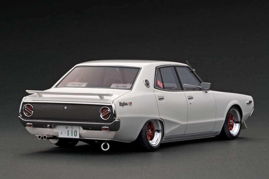 [Preorder] Ignition Model 1:18 Nissan Skyline 2000 GT-X (GC110) - Pearl White