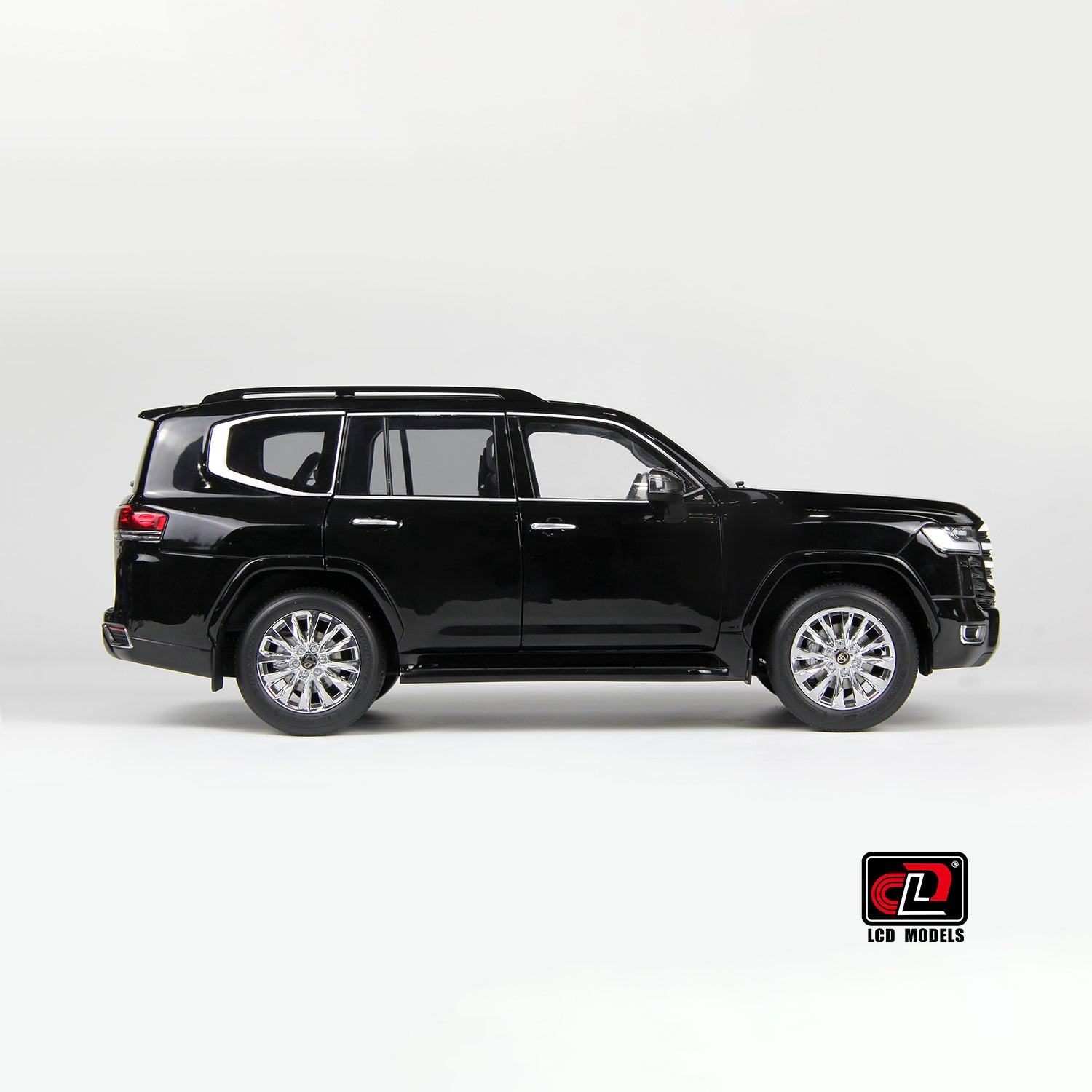 Preorder] LCD 1:18 Toyota Land Cruiser LC300 ZX (5 Colours