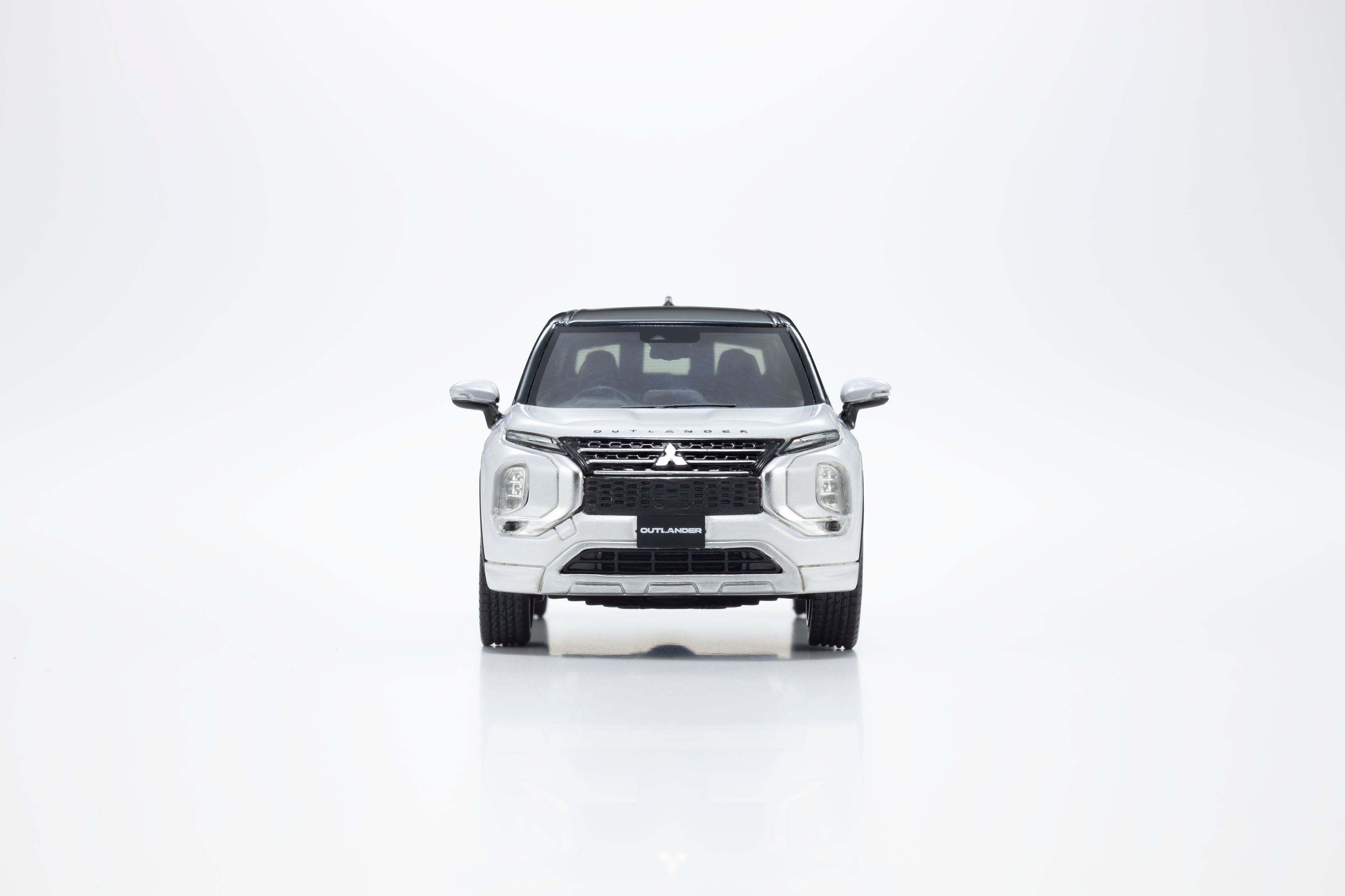 Kyosho 1:43 Mitsubishi Outlander (2 Colours) – Horizon Diecast
