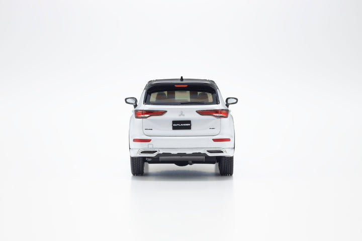 Kyosho 1:43 Mitsubishi Outlander (2 Colours)