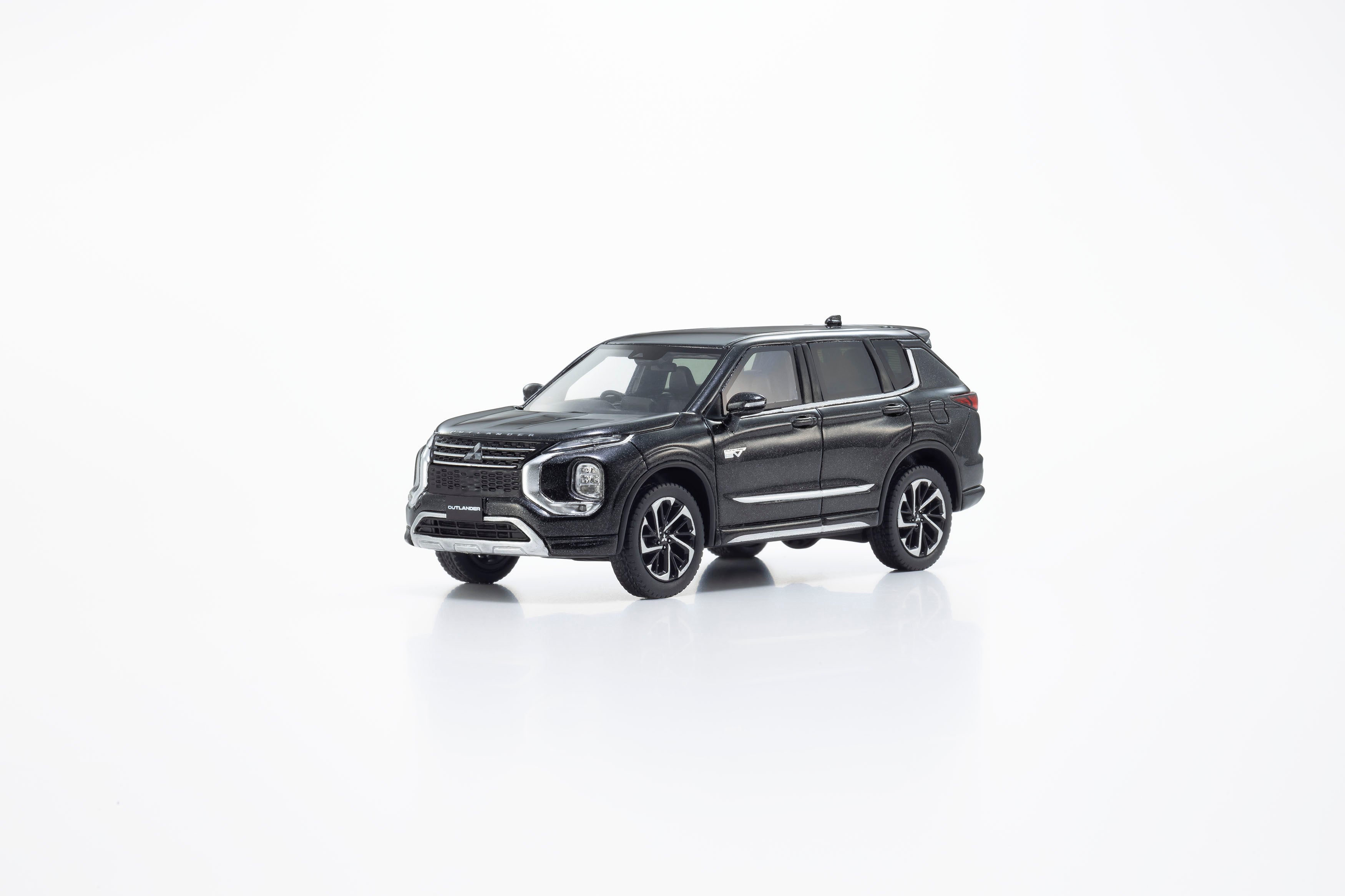 Kyosho 1:43 Mitsubishi Outlander (2 Colours) – Horizon Diecast
