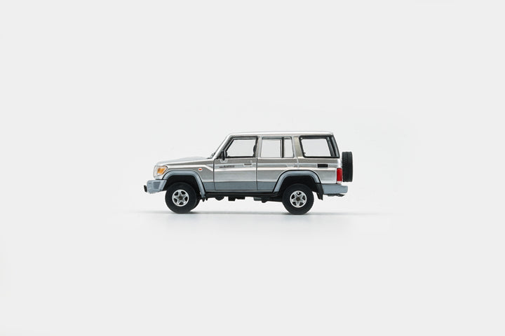 [Preorder] BM Creation 1:64 Toyota Land Cruiser LC76 - Silver