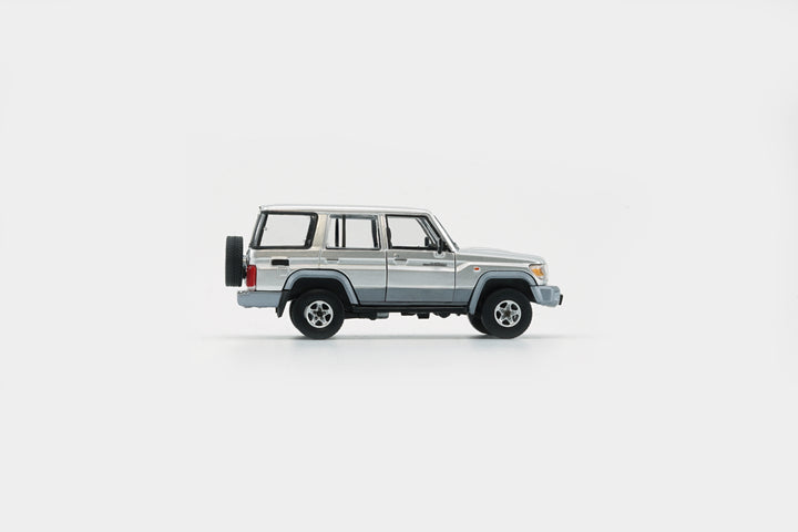 [Preorder] BM Creation 1:64 Toyota Land Cruiser LC76 - Silver