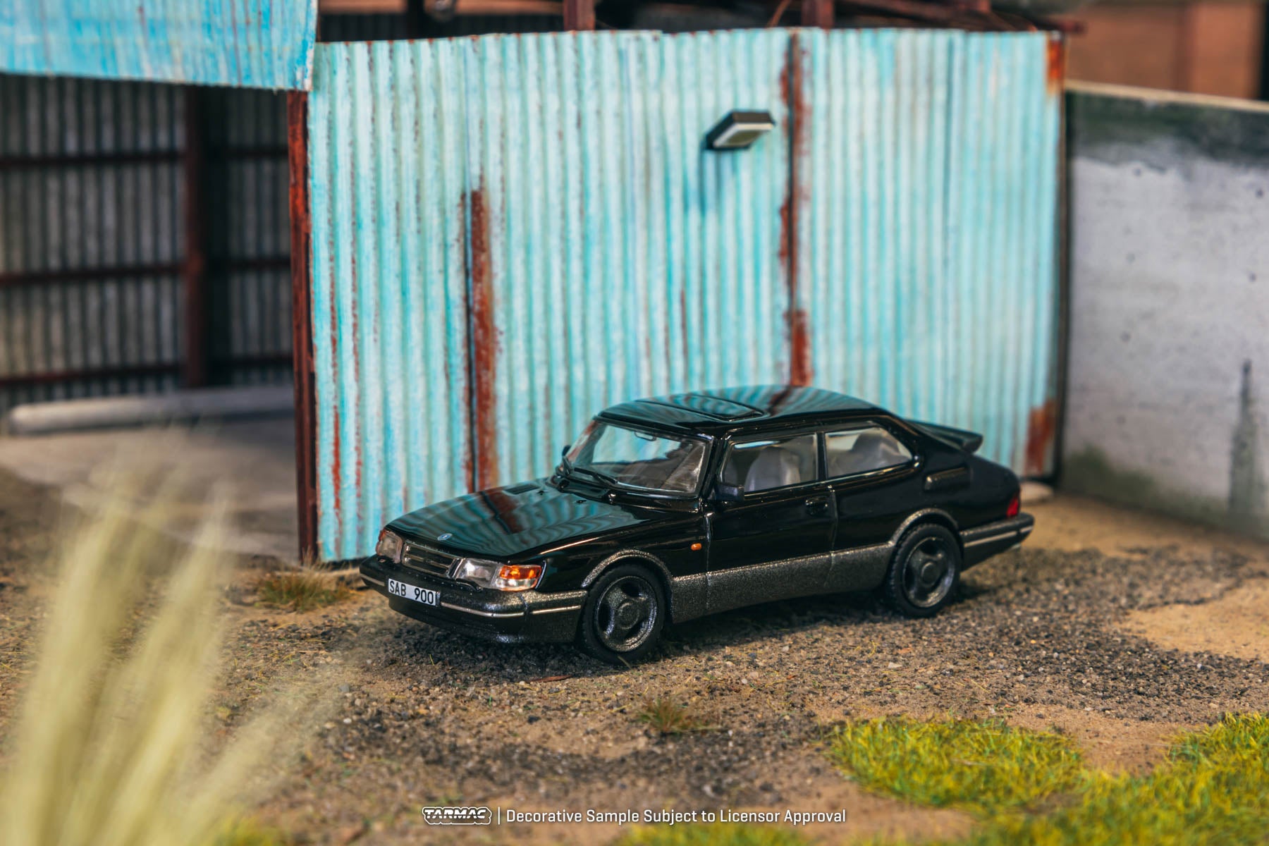 Amazon | Modelcar Group 1/18 Saab 900 Turbo ブラック サーブ