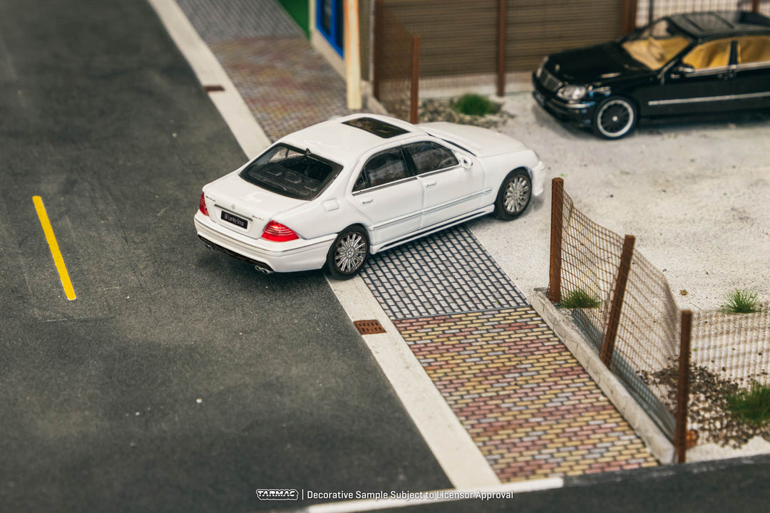 [Preorder] Tarmac Works 1:64 Mercedes-Benz S-Class Wald Alabaster White Lamley Special Edition