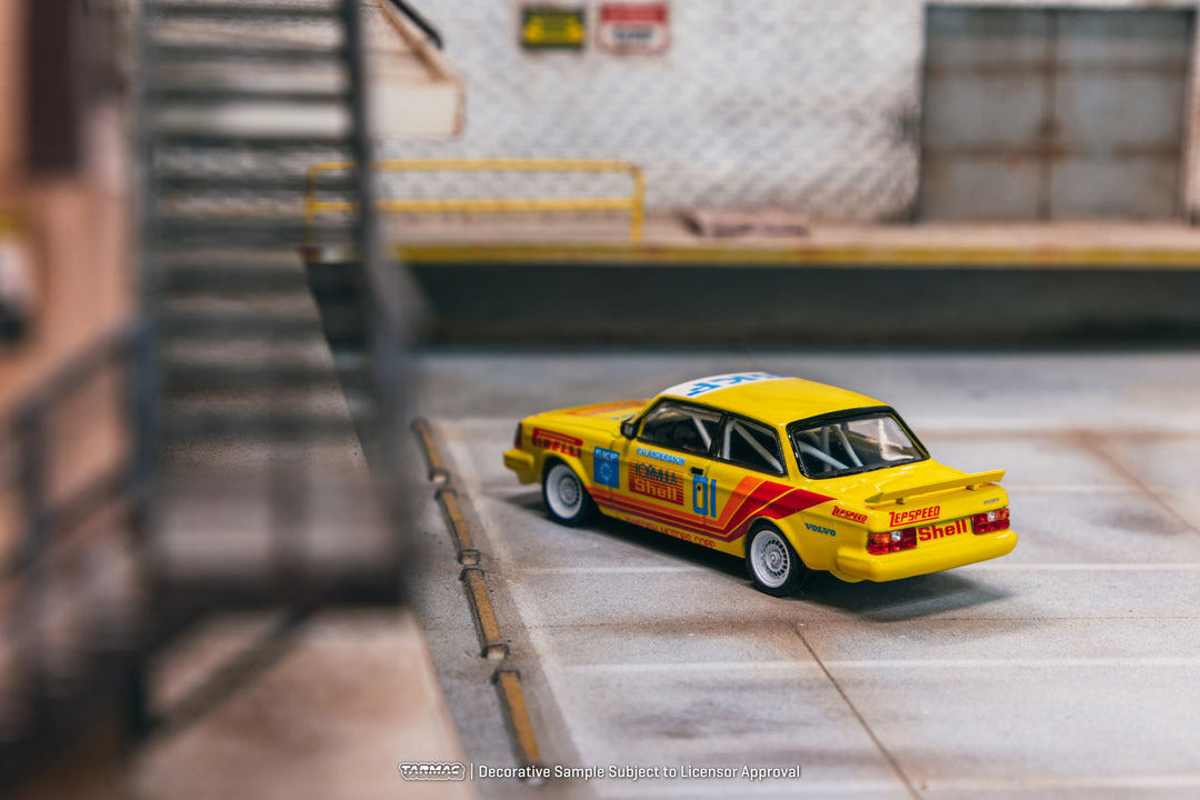 [Preorder] Tarmac Works 1:64 Volvo 240 Turbo Thai Group A Championship Bira Circuit Pattaya Winner 1988  Per-Gunnar Andersson