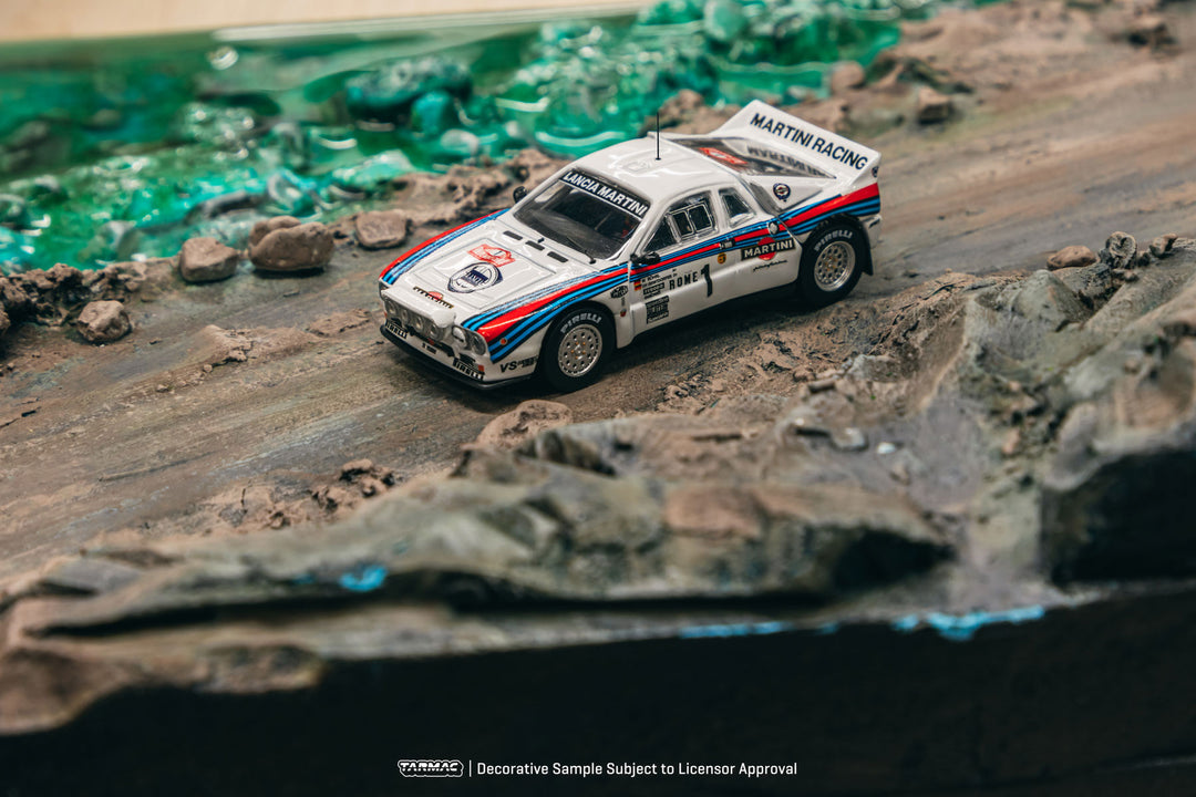 [Preorder] Tarmac Works 1:64 Lancia 037 Rally Rally Monte Carlo 1983 Winner