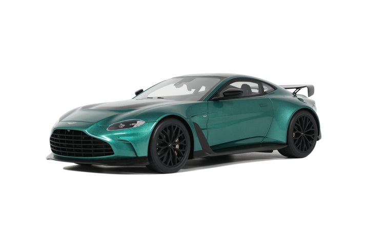 [Preorder] GT Spirit 1:18 ASTON MARTIN V12 VANTAGE ASTON MARTIN RACING GREEN 2023