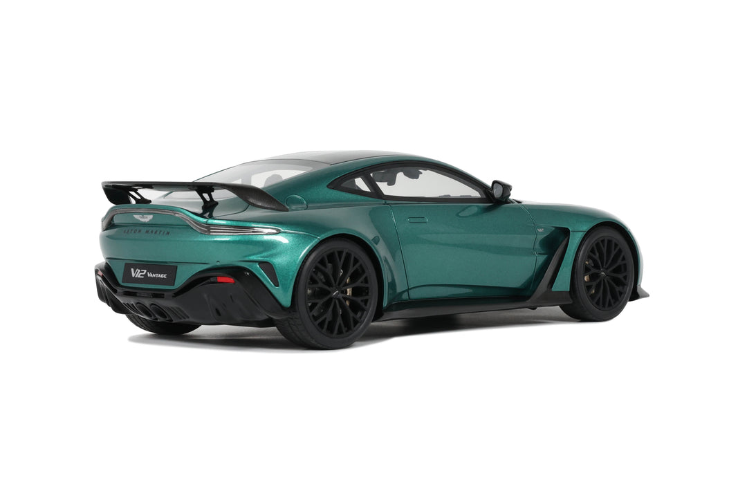 [Preorder] GT Spirit 1:18 ASTON MARTIN V12 VANTAGE ASTON MARTIN RACING GREEN 2023