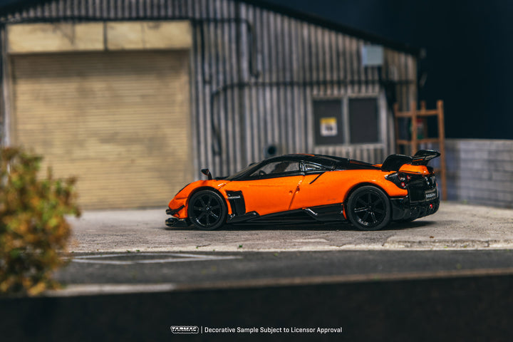 [Preorder] Tarmac Works 1:64 Pagani Huayra BC Arancio Saint Tropez T64G-TL014-OR