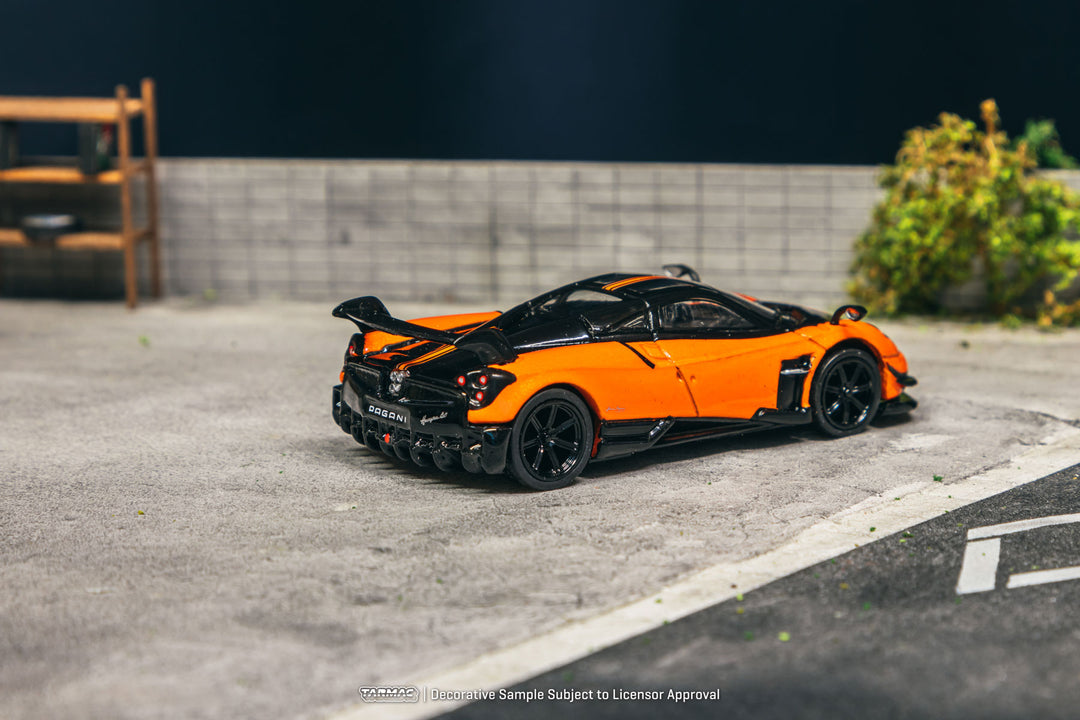 [Preorder] Tarmac Works 1:64 Pagani Huayra BC Arancio Saint Tropez T64G-TL014-OR