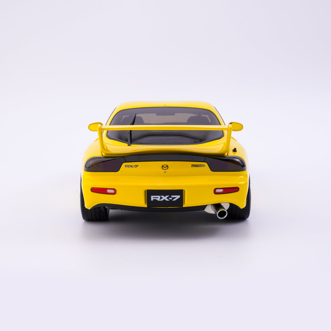 [Preorder] Polar Master 1:18 Mazda RX-7 Yellow PLM22-002-1