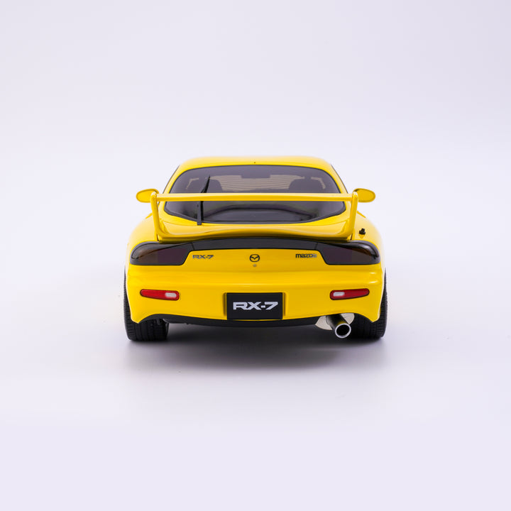 [Preorder] Polar Master 1:18 Mazda RX-7 Yellow PLM22-002-1