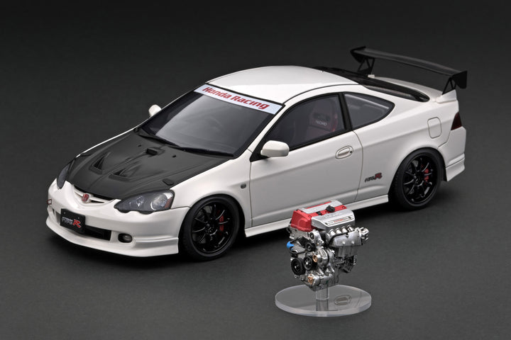 Ignition Model 1:18 Honda INTEGRA (DC5) TYPE R White With K20A Engine