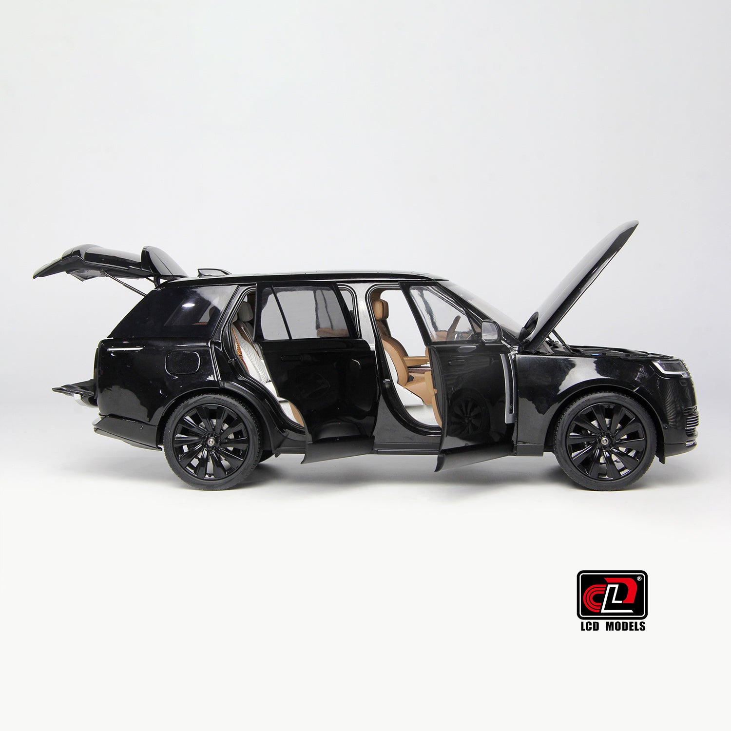 LCD 1:18 Land Rover Range Rover SV 2022 Black LCD18017-BL