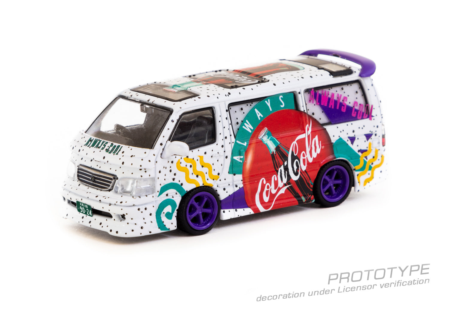 Tarmac Works 1:64 Toyota Hiace Wagon Custom Coca-Cola