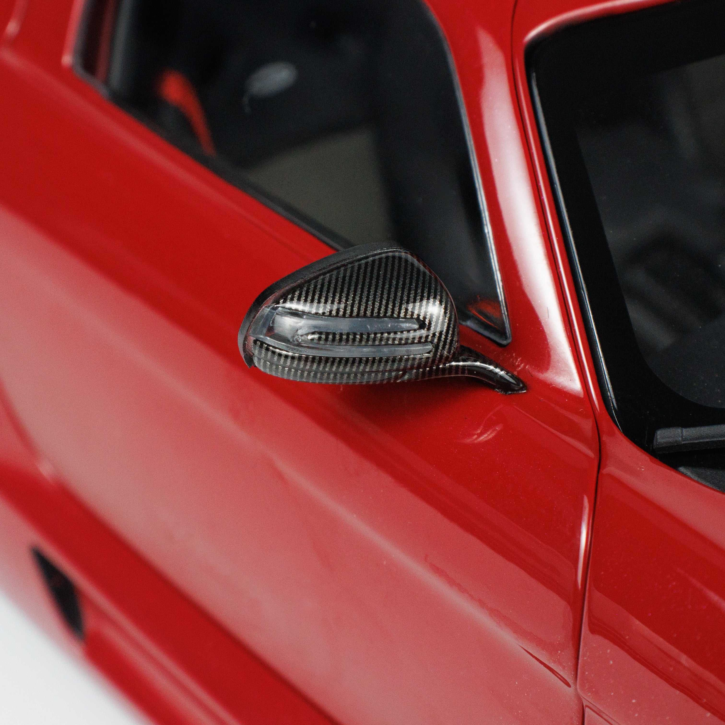 MINICHAMPS メルセデス・ベンツ SLS AMG レッド 1/18 MINICHAMPS メルセデス・ベンツ SLS AMG レッド 1/18