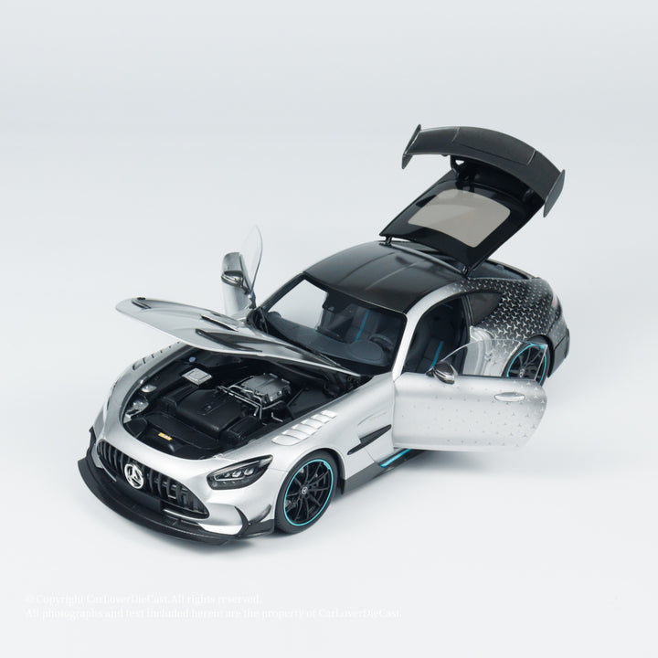 [Preorder] MINICHAMPS 1:18 MERCEDES-AMG GT BLACK SERIES 2021 Silver