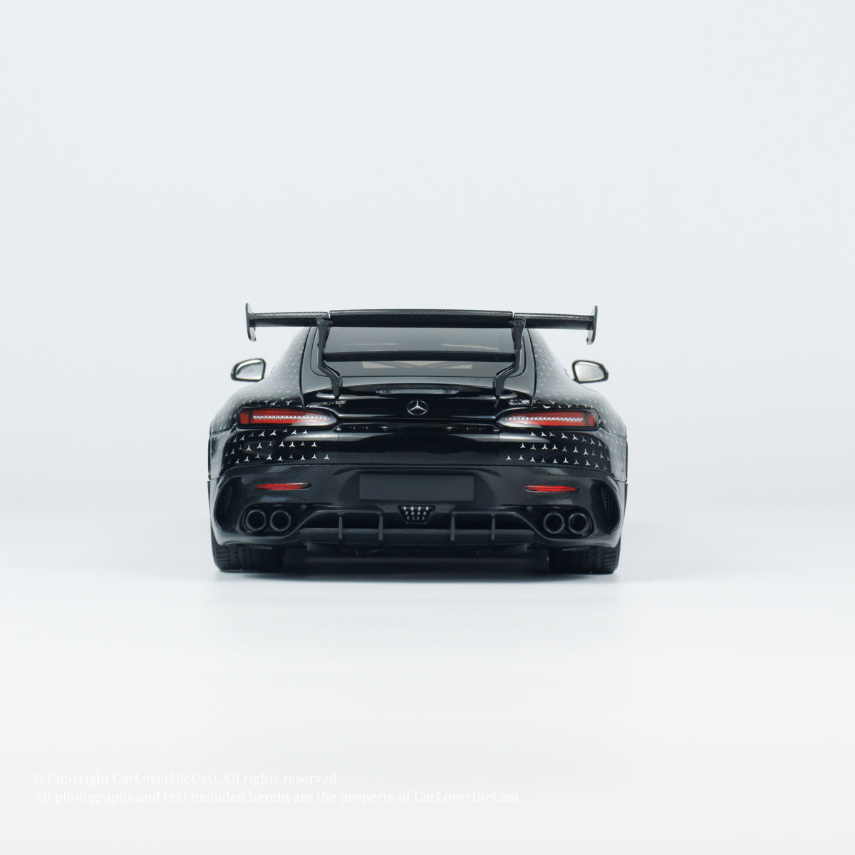 MINICHAMPS 1:18 MERCEDES-AMG GT BLACK SERIES 2021 Silver MINICHAMPS 1:18 MERCEDES-AMG GT BLACK SERIES 2021 Silver