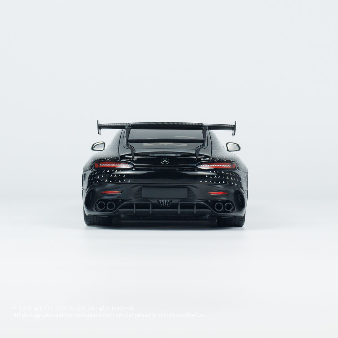 Minichamps Mercedes AMG GT Black Series, matt-hellgrün 2021 Minichamps Mercedes AMG GT Black Series, matt-hellgrün 2021