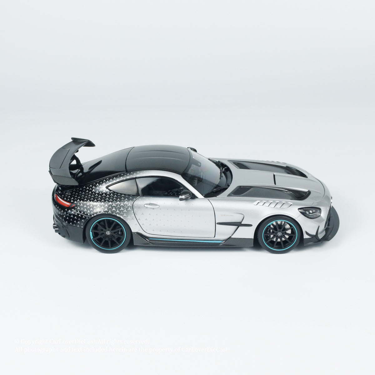 「孫悟空」MINICHAMPS Mercedes AMG MINICHAMPS 1/18 - MERCEDES-AMG GT Black Series - Safety Car