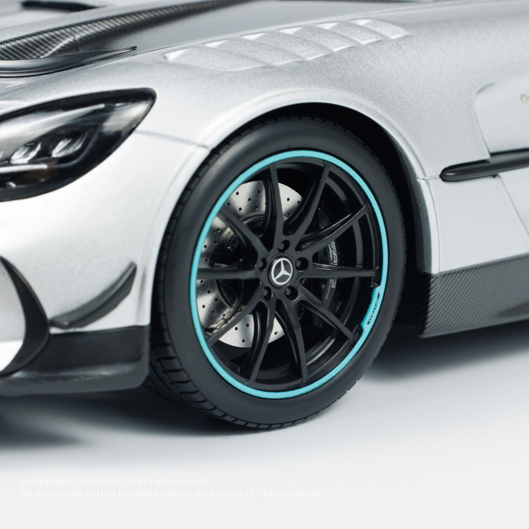 [Preorder] MINICHAMPS 1:18 MERCEDES-AMG GT BLACK SERIES 2021 Silver