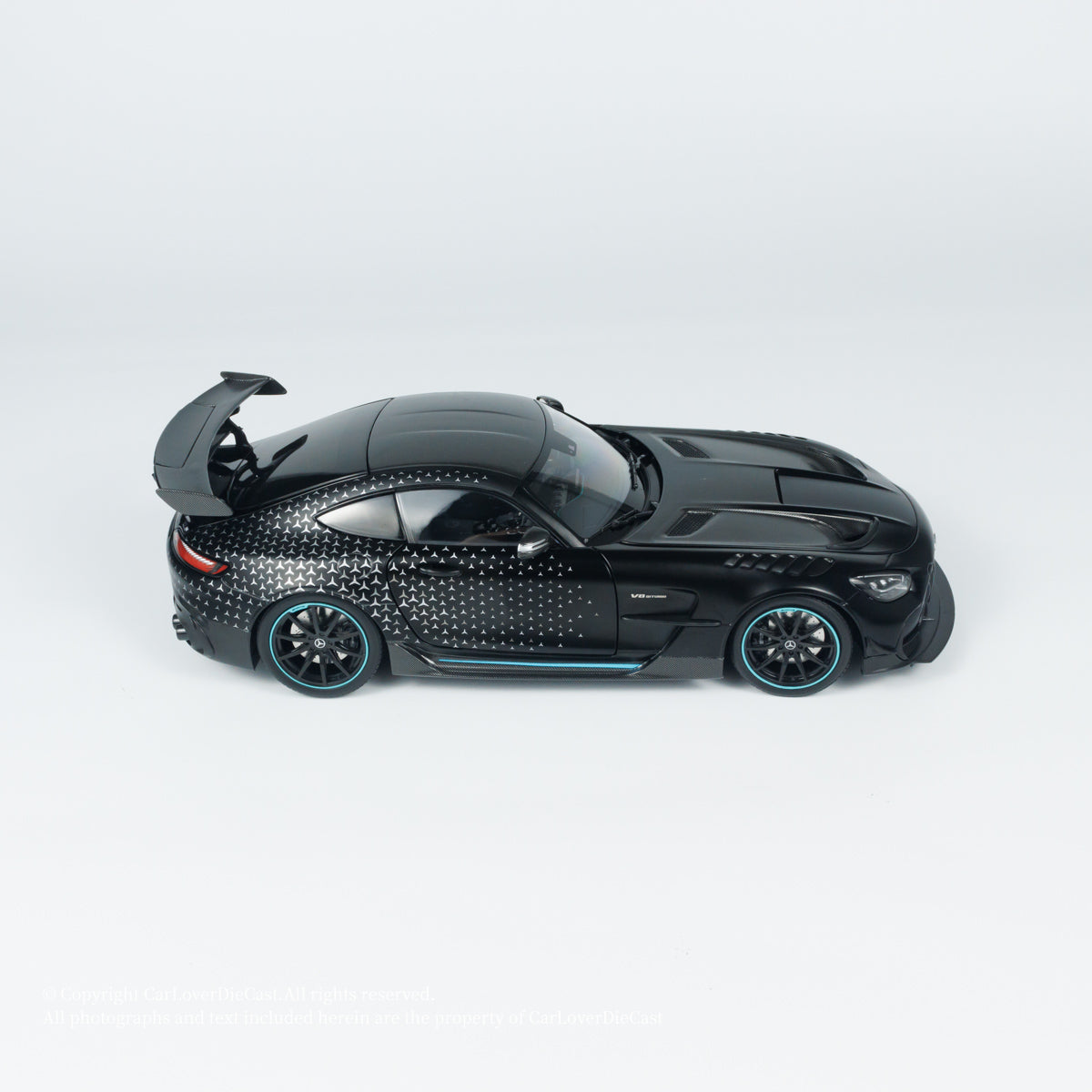 MINICHAMPS 1:18 MERCEDES-AMG GT BLACK SERIES 2021 Black