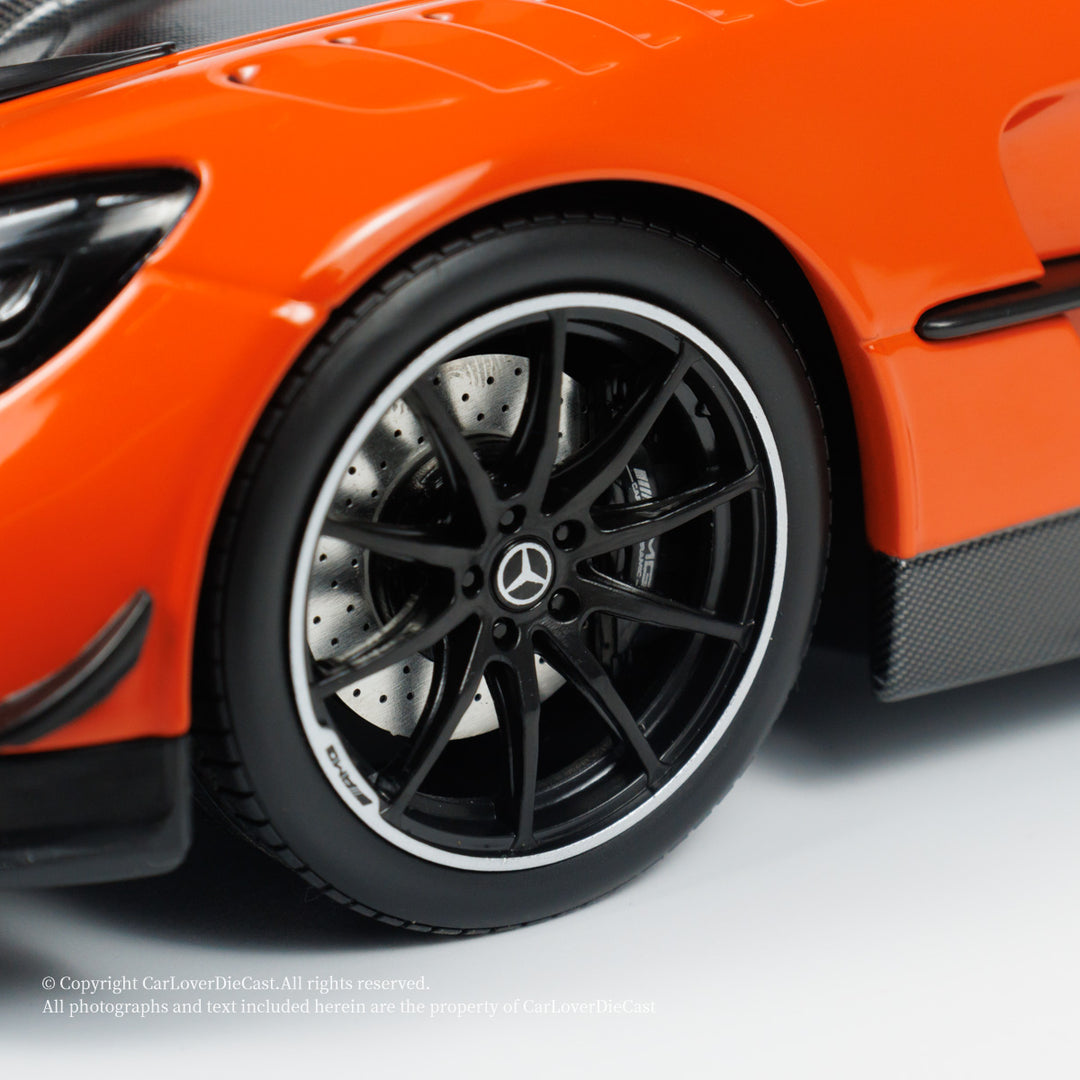 Diecast model cars Mercedes AMG GT 1/18 Minichamps Black Series matt-grün 2021 1 Diecast model cars Mercedes AMG GT 1/18 Minichamps Black Series matt-grün 2021 1