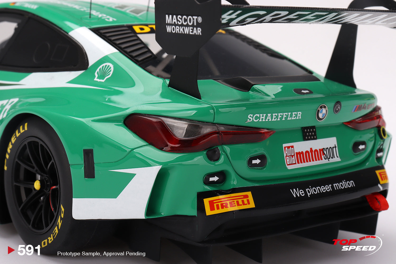 Minichamps 1:18 BMW M4 GT3 #31 DTM Champion 2022 Sheldon van der Linde  113222031 model car 113222031 4012138765573