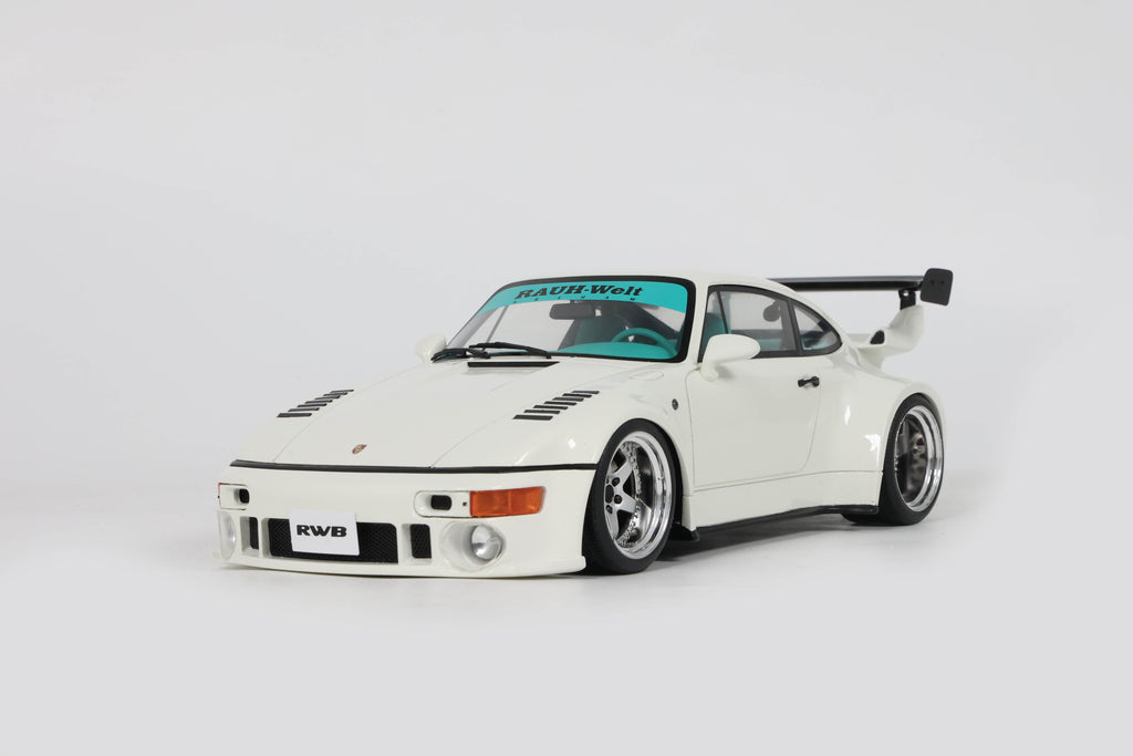 GT SPIRIT 1/18 ポルシェ RWB RAUH-Welt GT Spirit 1:18 Porsche RWB Syunkashuto 2021 Green Hell GT896