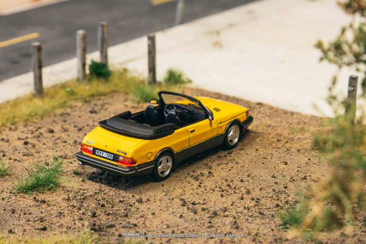 [Preorder] Tarmac Works 1:64 Saab 900 Turbo Convertible Yellow T64G-067-YE